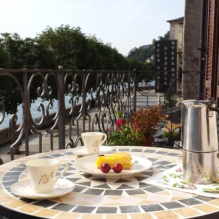 Residenza Il Gabbiano 1 * 카노비오